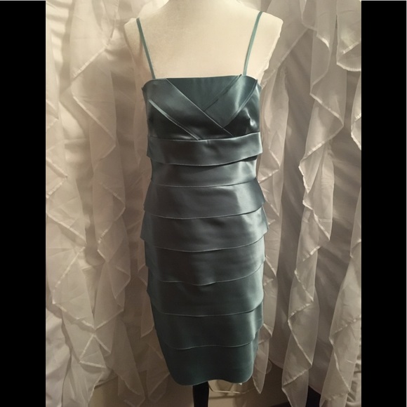 BNWT. Max & Cleo Bandage Dress, Beautiful, Sz 8 - Picture 3 of 6